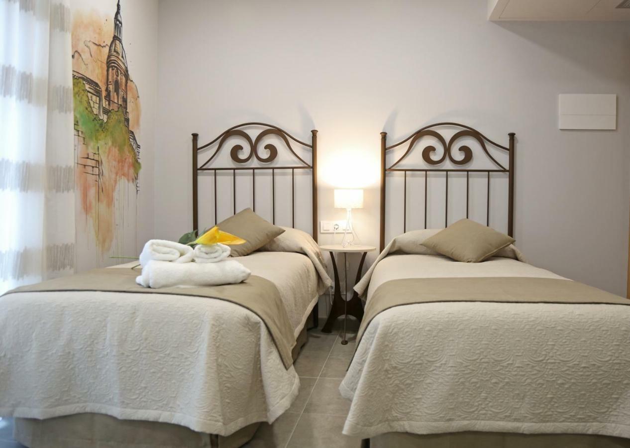 Hostal Rural Villa De Mendavia Bagian luar foto